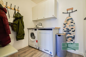 Photo 27- click for photo gallery